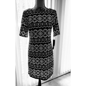 R & K Short Sleeve Print Dress Size 4